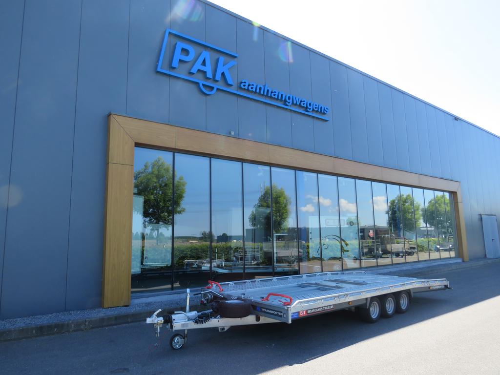 Brian James Autotransporter tridemas 550x207cm 3500kg